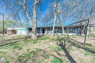 725 Choate Rd, Alvin, TX 77511 - Photo 2