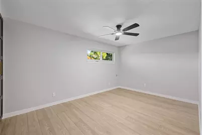 909 Silber Road #11, Houston, TX 77024 - Photo 12