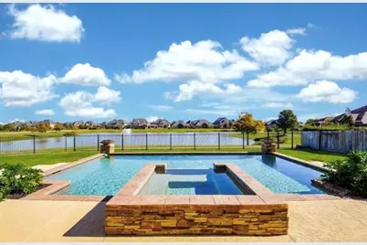 2703 Bonnie Bray Dr Drive, Katy, TX 77494 - Photo 2