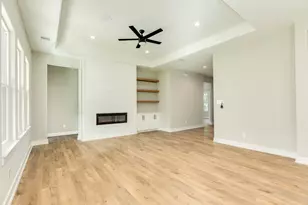 249 Montclaire Dr, West Columbia, TX 77486 - Photo 10