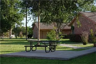 100 Windwood Dr, Kingsland, TX 78639 - Photo 4