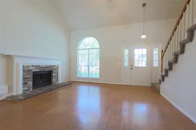 10015 Red Wolf Lane, Houston, TX 77064 - Photo 4