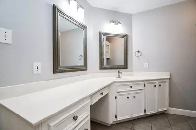 4865 Heathrow Lane, Alvin, TX 77511 - Photo 16