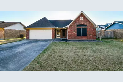 4865 Heathrow Lane, Alvin, TX 77511 - Photo 1