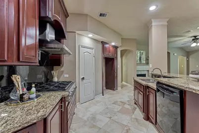 13216 Autumn Ash Drive, Conroe, TX 77302 - Photo 14