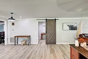 31 Echo Ln, Huntsville, TX 77320 - Photo 8