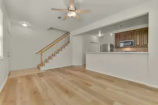 2121 Kemah Village Dr, Kemah, TX 77565 - Photo 6