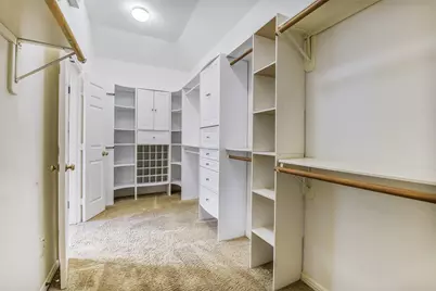 62 N Goldenvine Circle, The Woodlands, TX 77382 - Photo 22