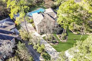 62 N Goldenvine Cir, The Woodlands, TX 77382 - Photo 38