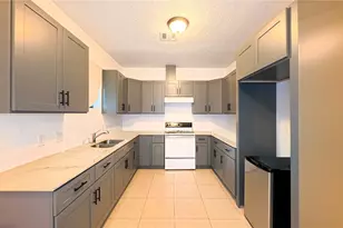 8717 Peachtree St, Houston, TX 77016 - Photo 8