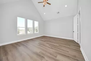 1601 Sylvester Rd, Houston, TX 77009 - Photo 20