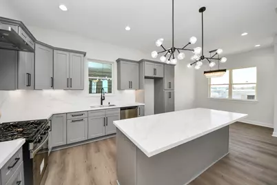 1601 Sylvester Road, Houston, TX 77009 - Photo 12