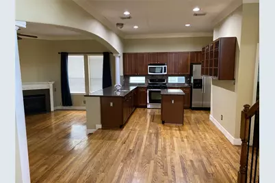 918 W 26th Street, Houston, TX 77008 - Photo 4