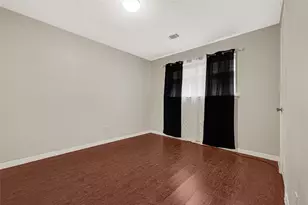 11826 Oceanview St, Houston, TX 77071 - Photo 14