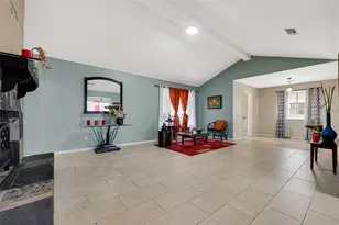 11826 Oceanview St, Houston, TX 77071 - Photo 6