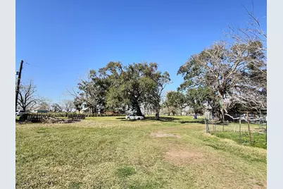 10217 Weldon Road, Freeport, TX 77541 - Photo 2