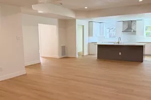 8018 Highmeadow Dr, Houston, TX 77063 - Photo 20