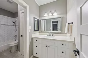 1201 Bering Dr, Houston, TX 77057 - Photo 24