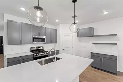 4719 Bay Vista Dr, Baytown, TX 77523 - Photo 4