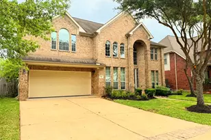 2214 Jurgensen Ln, Sugar Land, TX 77479 - Photo 2