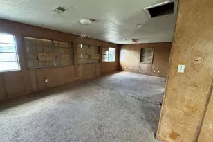 701 Oak Ln, Cottonwood Shores, TX 78657 - Photo 8