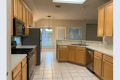 35 Teakwood Place, The Woodlands, TX 77384 - Photo 14