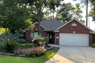 35 Teakwood Pl, The Woodlands, TX 77384 - Photo 1