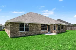 10 Greystone Ct, Angleton, TX 77515 - Photo 26