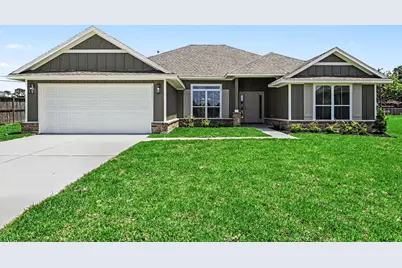 10 Greystone Court, Angleton, TX 77515 - Photo 2