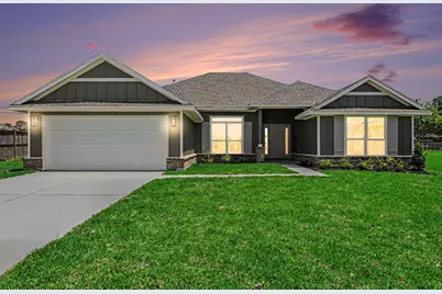 10 Greystone Court, Angleton, TX 77515 - Photo 1