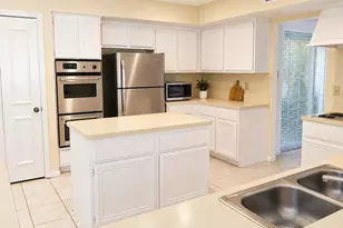1539 Beaconshire Rd, Houston, TX 77077 - Photo 4