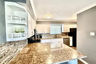 10075 Westpark Dr, Houston, TX 77042 - Photo 10