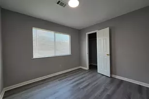 10806 Zircon Ct, Houston, TX 77099 - Photo 14