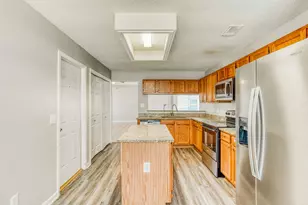 1635 Ridgebriar Dr, Houston, TX 77014 - Photo 8