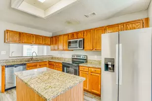 1635 Ridgebriar Dr, Houston, TX 77014 - Photo 10