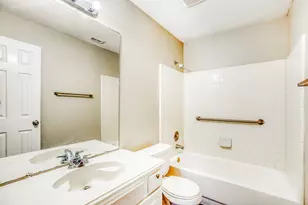 1635 Ridgebriar Dr, Houston, TX 77014 - Photo 18