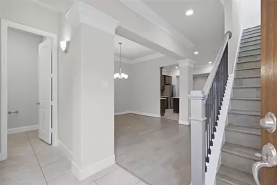6011 Truro Street #B, Houston, TX 77007 - Photo 4