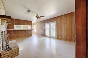 1168 Co Rd 450, Hallettsville, TX 77964 - Photo 6