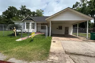 307 Hafer St, Baytown, TX 77520 - Photo 10