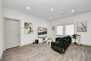 7706 Caspian Rnch Dr, Rosharon, TX 77583 - Photo 14