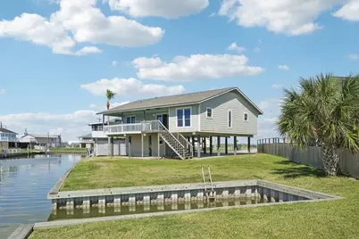 110 Mariner Road, Freeport, TX 77541 - Photo 1