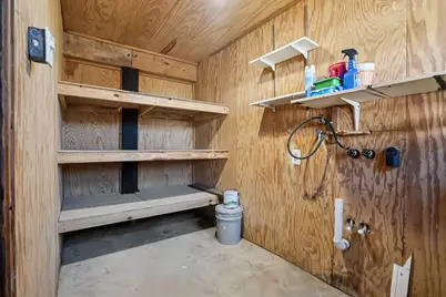 110 Mariner Road, Freeport, TX 77541 - Photo 20