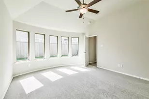 558 Sand Branch, Conroe, TX 77304 - Photo 18
