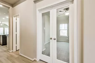 558 Sand Branch, Conroe, TX 77304 - Photo 14