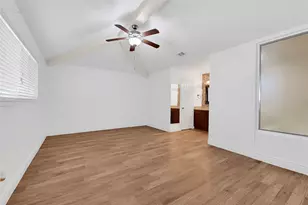 8802 Tanager St, Houston, TX 77036 - Photo 22