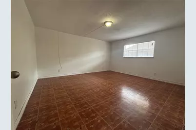 6405 Westward Street #22, Houston, TX 77081 - Photo 12