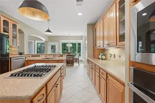 8766 Skyline Ln, Conroe, TX 77302 - Photo 20