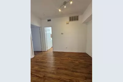 921 Marine Drive #210, Galveston, TX 77550 - Photo 8