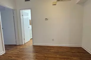 921 Marine Dr, Galveston, TX 77550 - Photo 8