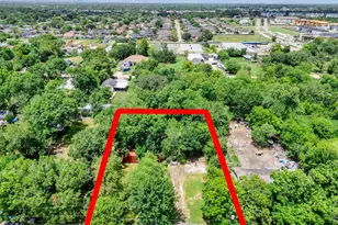 4705 Glengarry Rd, Houston, TX 77048 - Photo 1